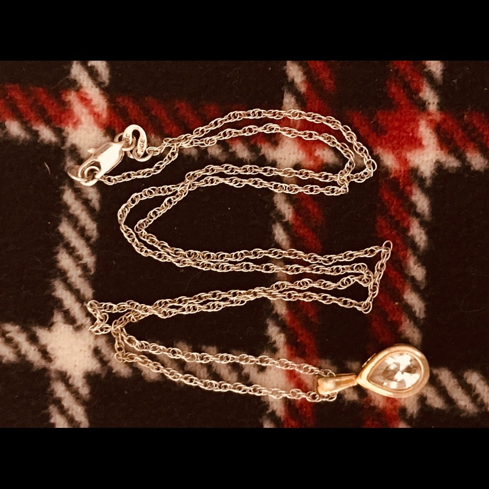 Ladies silver chain with cz